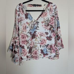 White House Black Market Floral Bell Sleeve Blouse Size 12